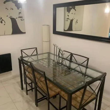 Apartmán Laokoontos 16 *